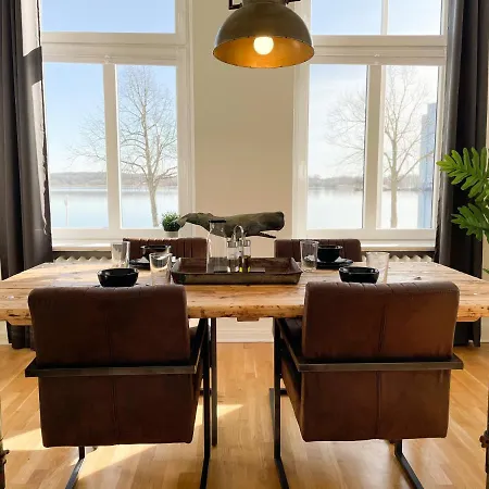 Altbauwohnung Mit Schleiblick - Erster Stock Apartament *