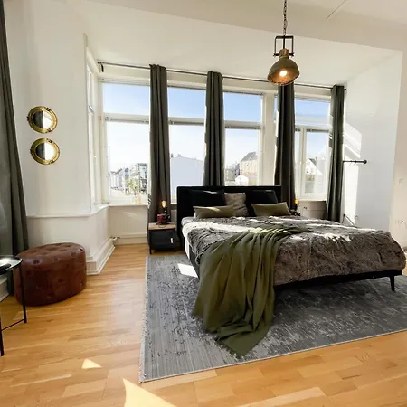 Altbauwohnung Mit Schleiblick - Erster Stock Apartament *