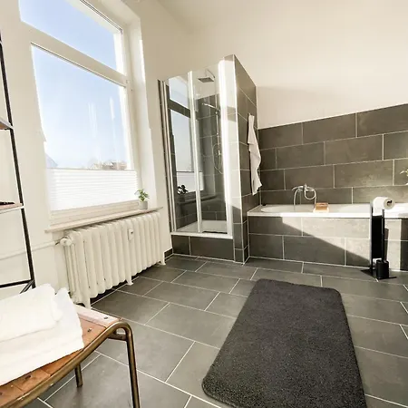 Apartament Altbauwohnung Mit Schleiblick - Erster Stock *